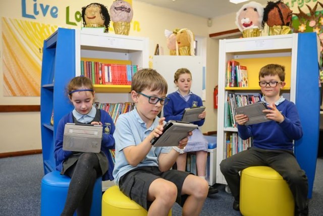 st-james-alderholt_school